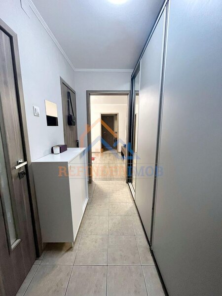 Titan, Piata Minis apartament 3 camere de vanzare