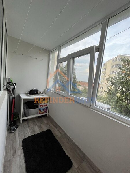 Titan, Piata Minis apartament 3 camere de vanzare